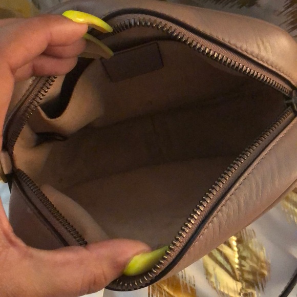 Gucci purse - Picture 2 of 14